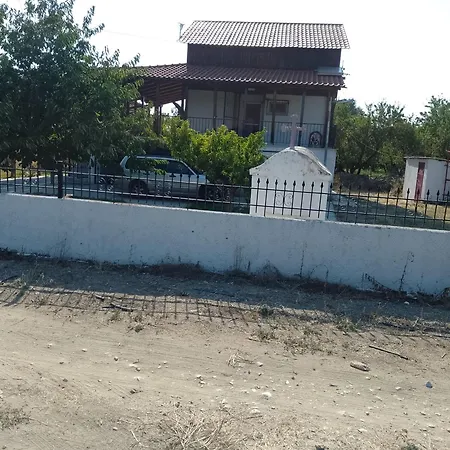 Holiday home Orfanidishaus 300 M απο παραλια ορφανιου - *